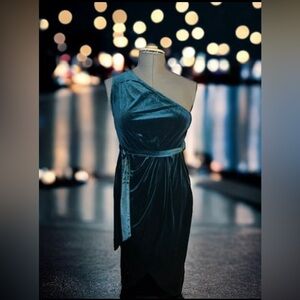 NWT size L One shoulder velvet green midi dress Merokeety 6430